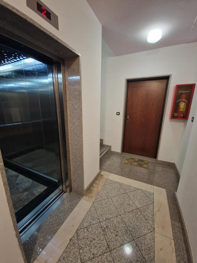Apartment Split Karoglan Εξωτερικό φωτογραφία